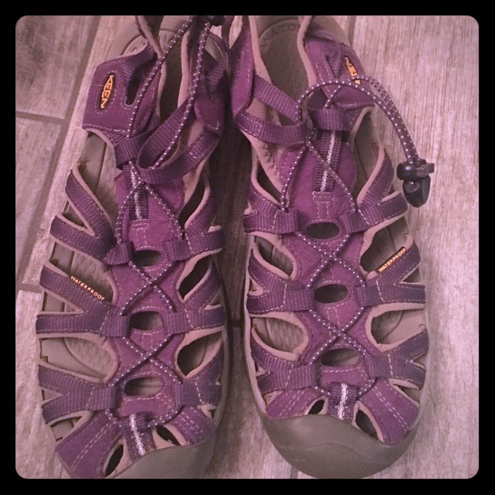 Keen waterproof sandels